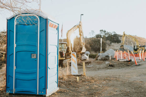 Best Portable restroom trailer rental  in Franklin Center, NJ