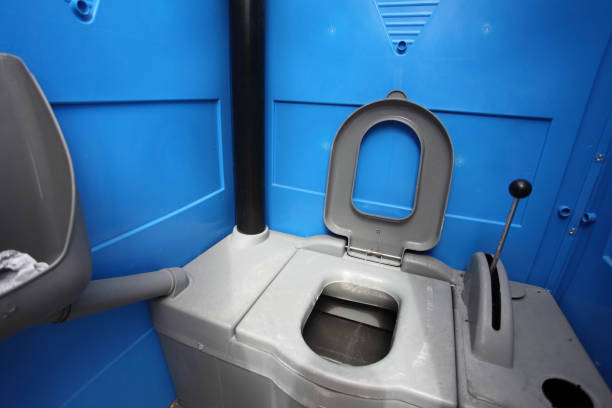 Portable Toilet Options We Offer in Franklin Center, NJ